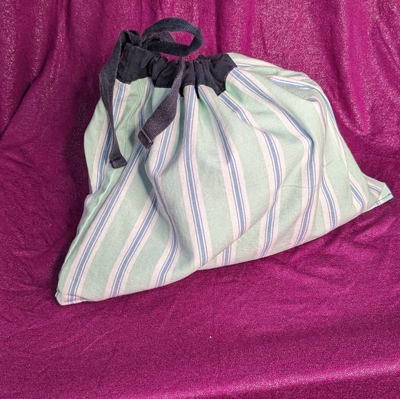 Upcycled cargo pants drawstring pouch - Picture 6 of 7